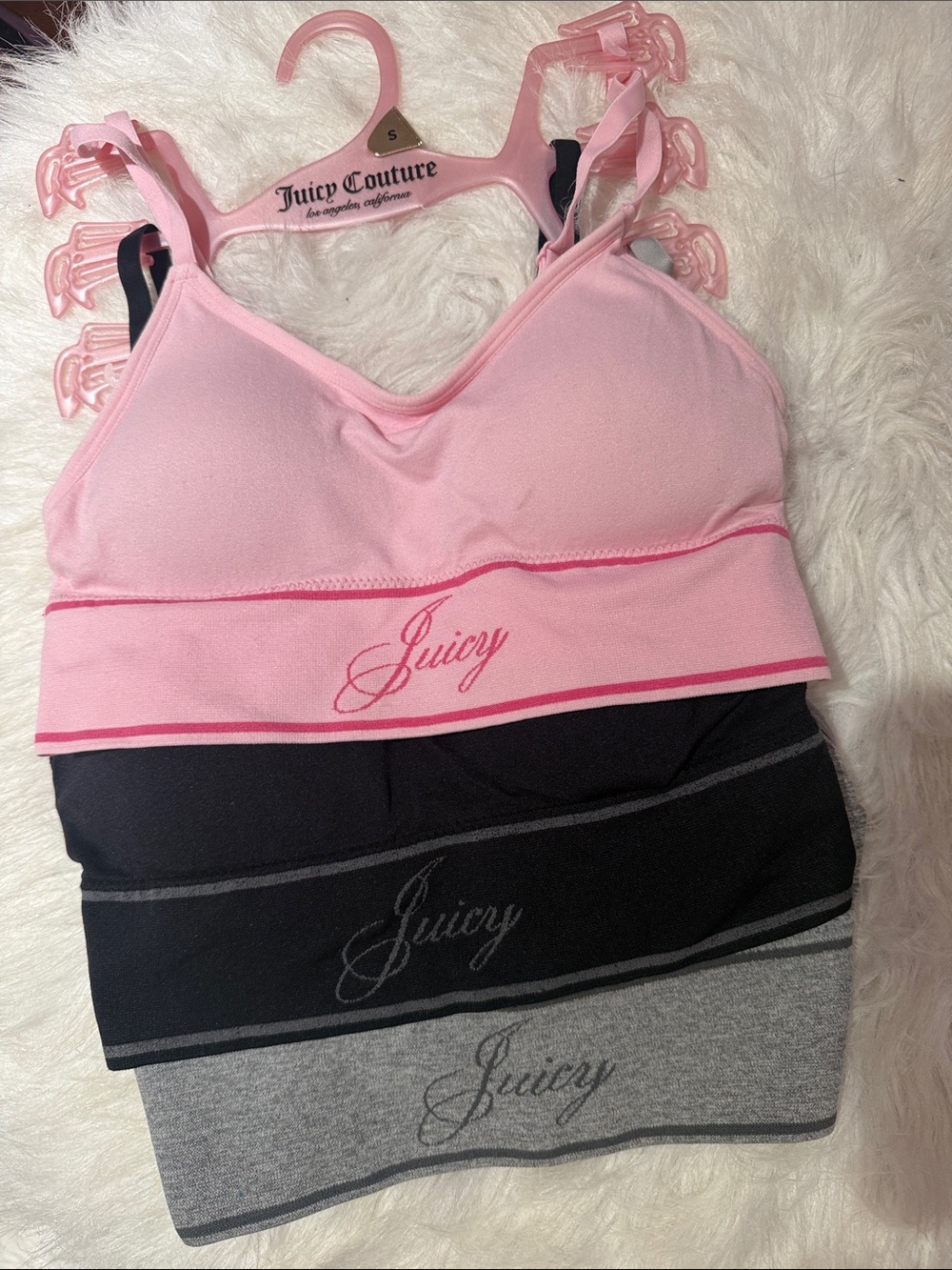 READ Small damaged Juicy Couture Pink Logo Bralette Pack - Pink, Black & gray